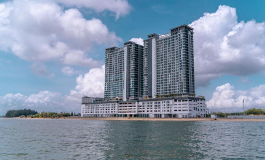 Cozy Seaview Studio At Imperium Residence Tanjung Lumpur Kuantan Exterior foto